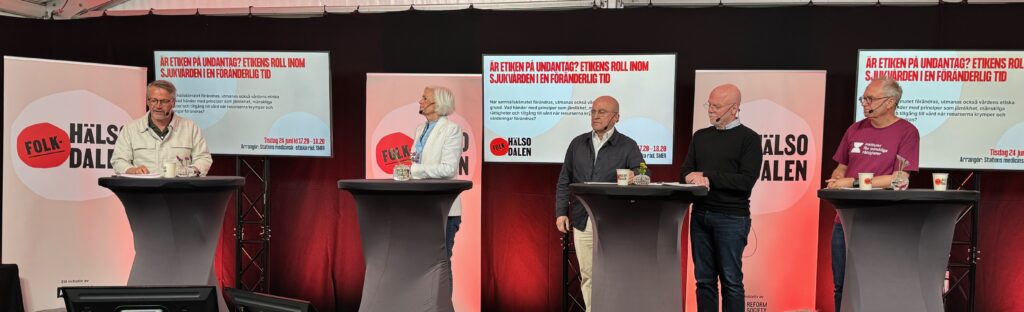 Moderator Göran Hägglund, Acko Ankarberg Johansson, sjukvårdsminister, Sven-Eric Söder, Smer, Anders Castor, Svenska Läkaresällskapet, Fredrik Malmberg, Institutet för mänskliga rättigheter